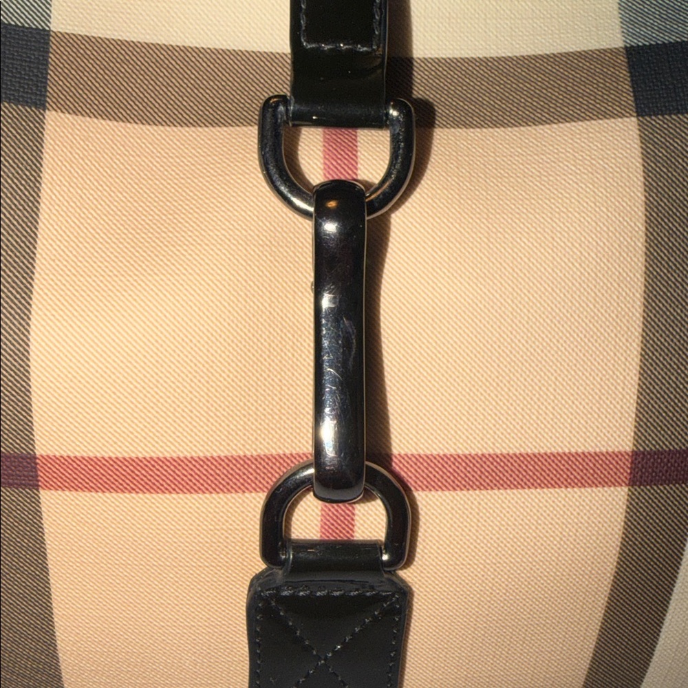 Burberry Tan and Black Plaid Satchel pristine condition comes with dust bag - Picture 3 of 10